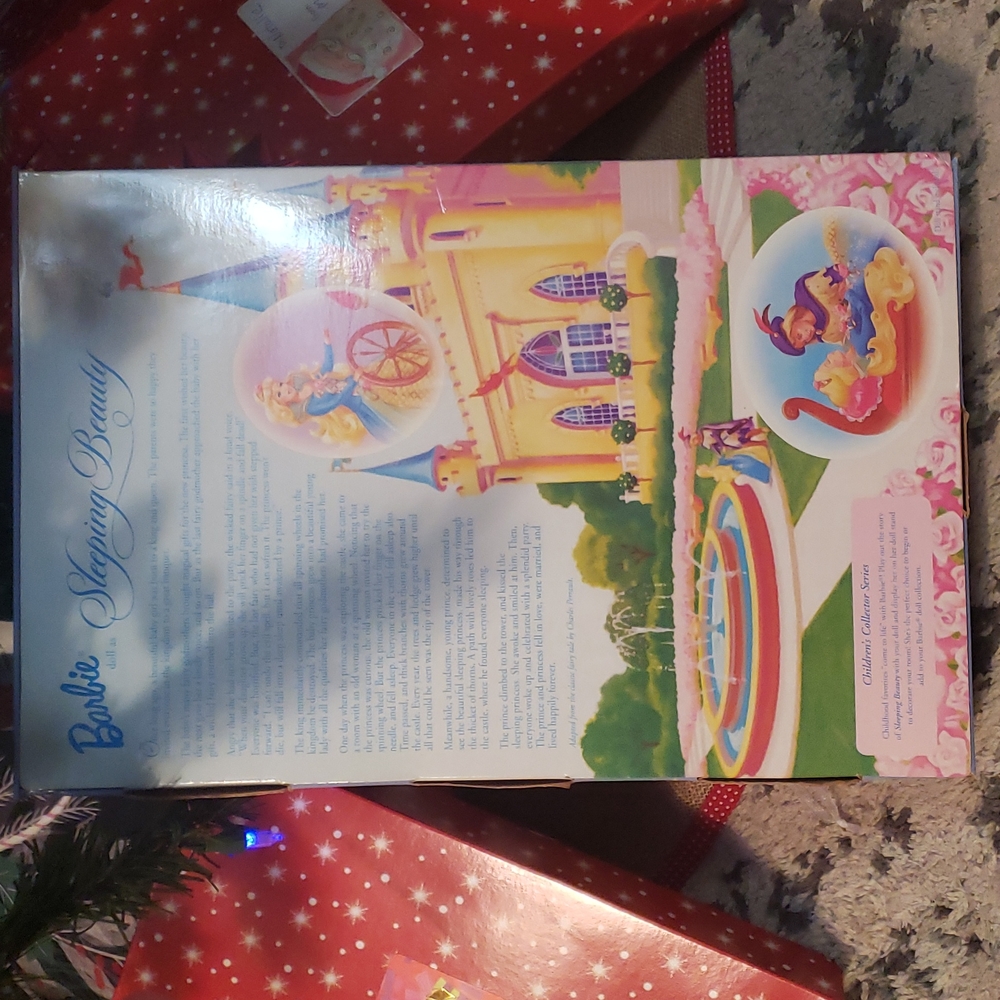 Barbie - Picture 2 of 3